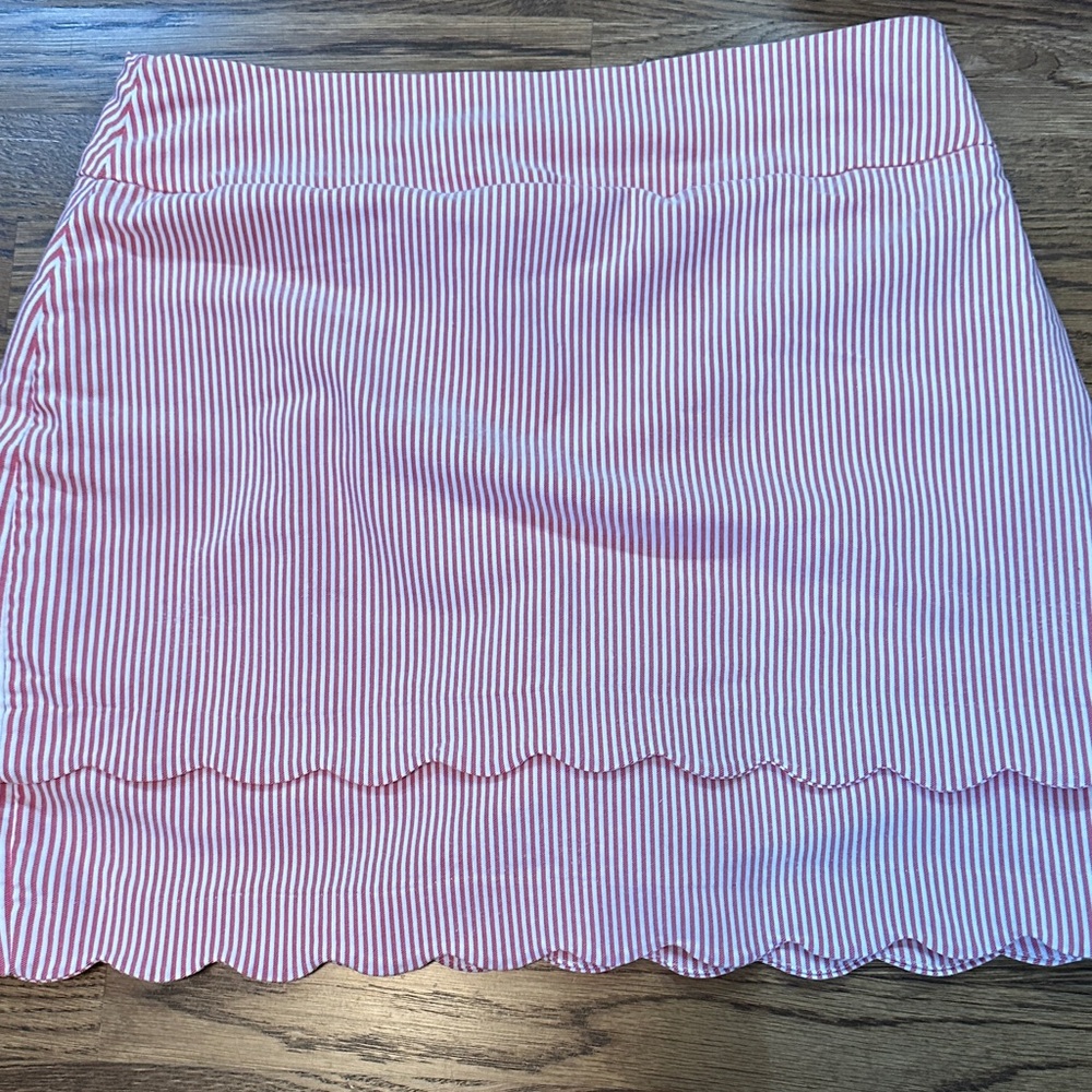 crown & ivy Red and White Striped Double Scallop Hem Skort - Picture 5 of 7